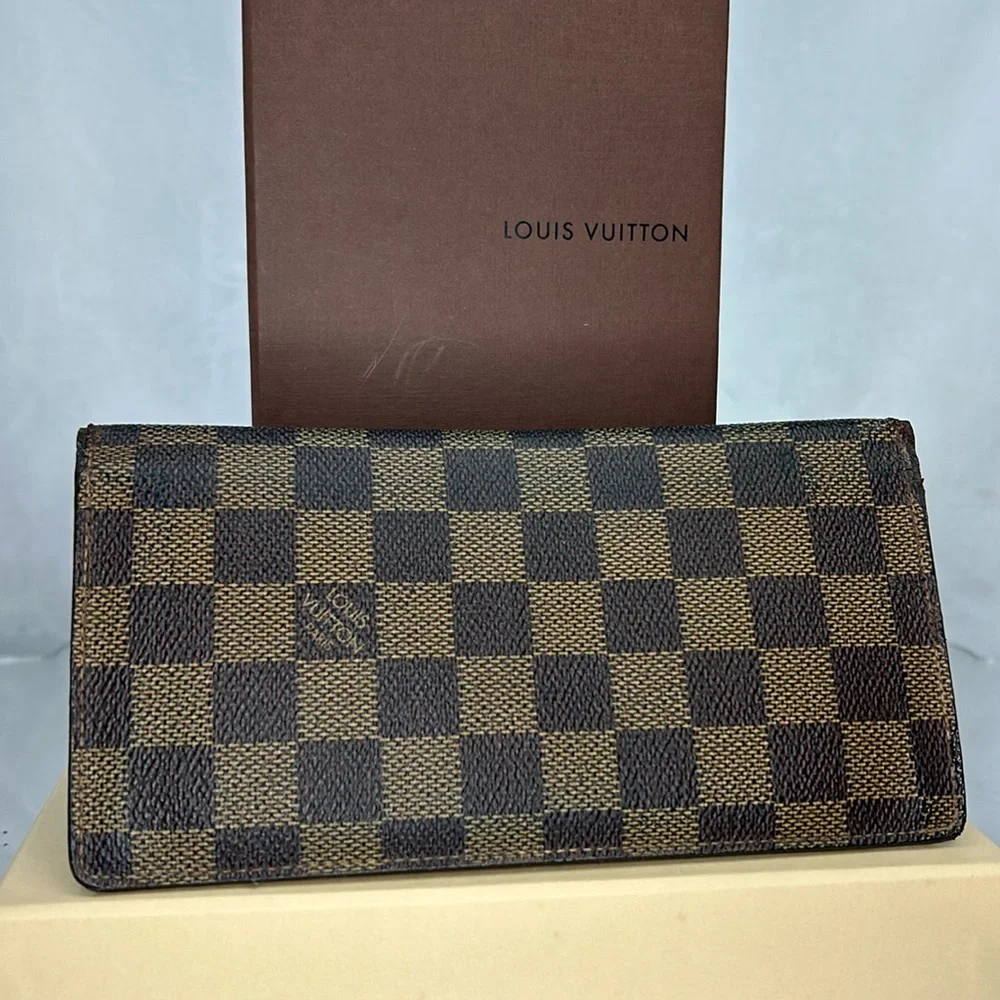 Louis Vuitton LOUIS VUITTON Wallet